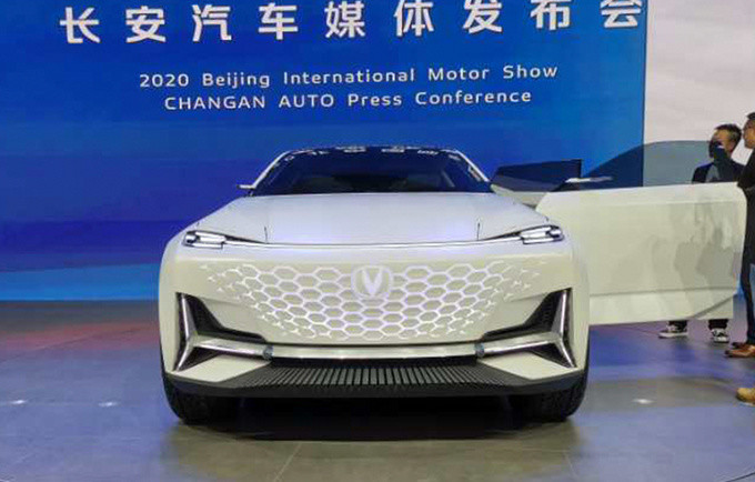 長(zhǎng)安汽車(chē)logo設(shè)計(jì)